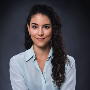 Danielle Maiolini (Advogada)